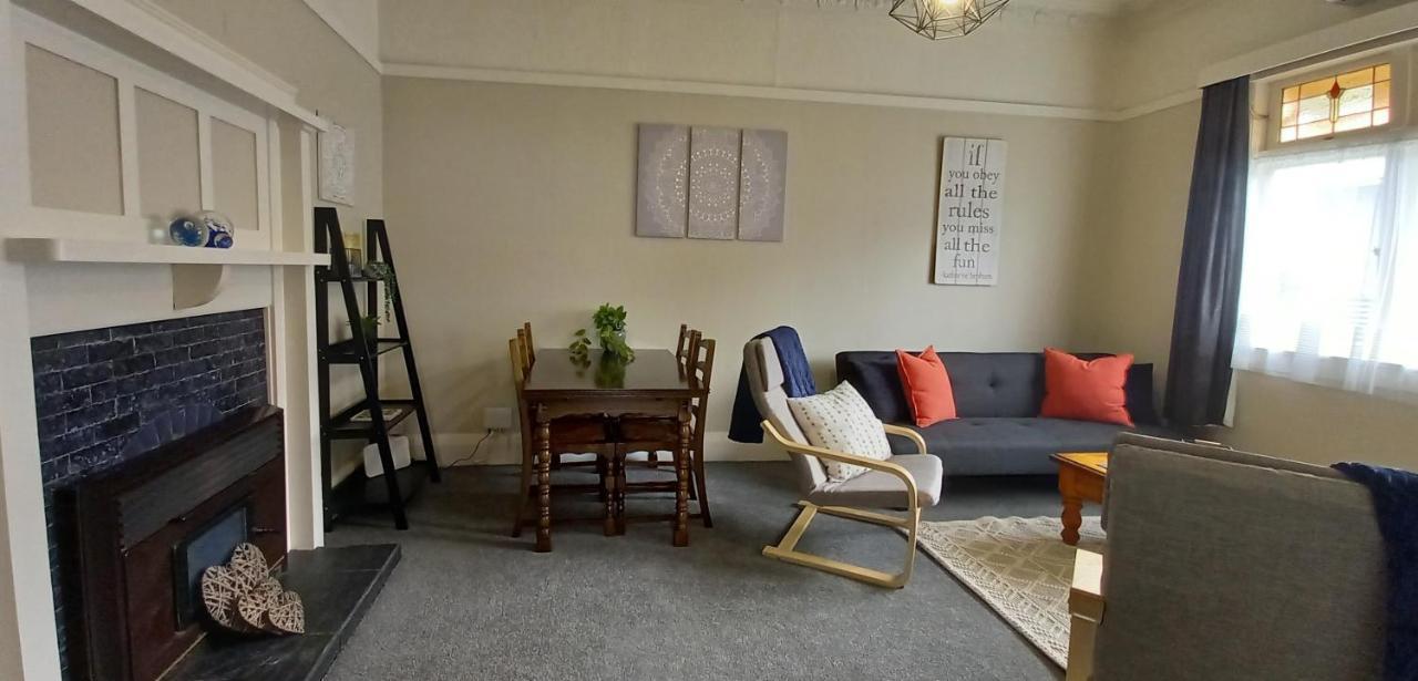 Character 2-Bedroom Unit 마스터톤 외부 사진